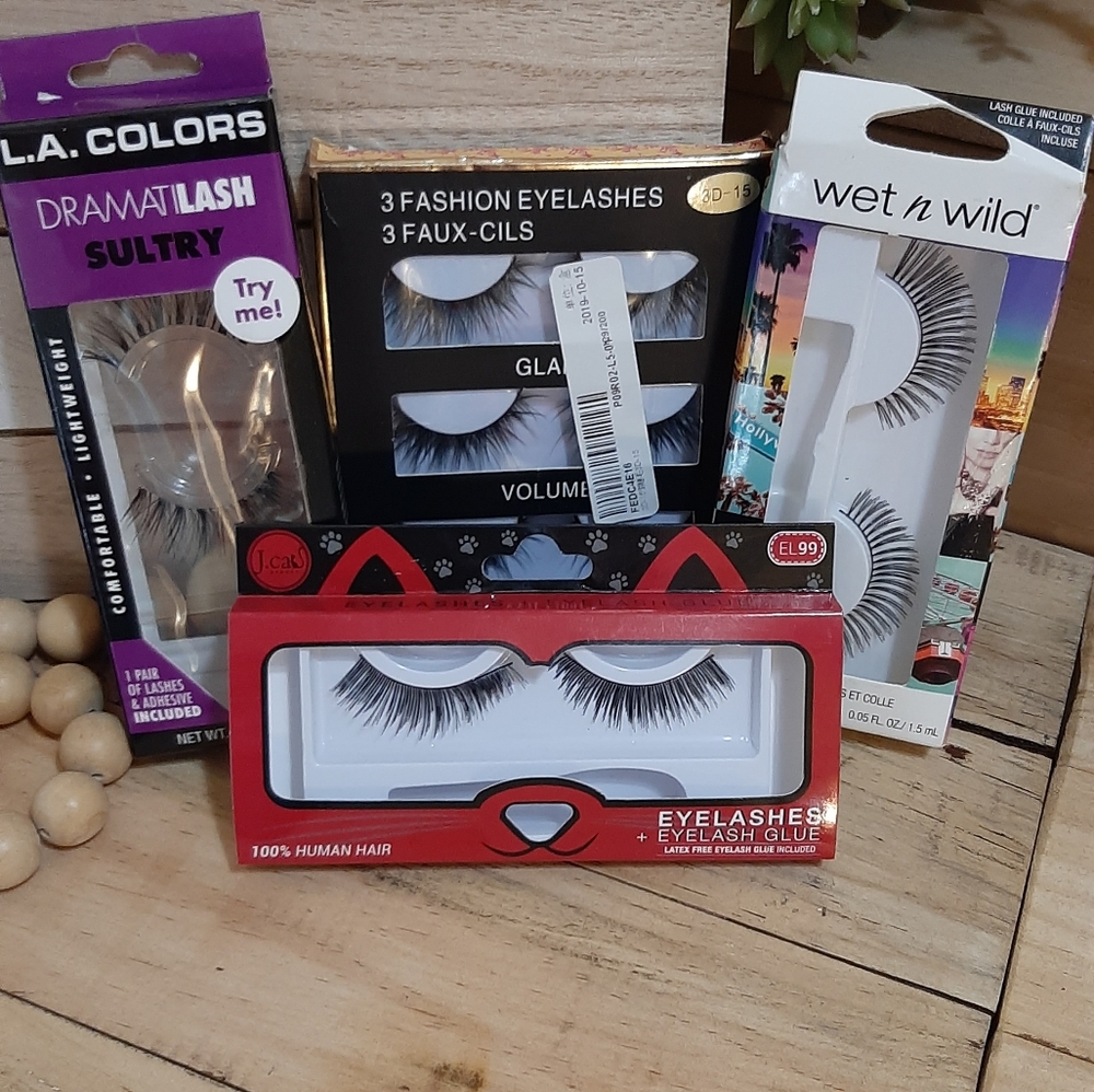 False eyelashe bundle.